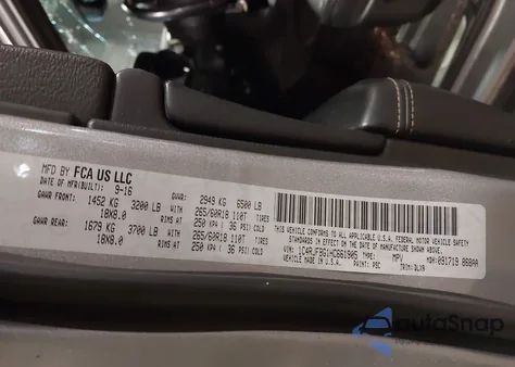 2017 Jeep Grand Cherokee Limited 4X4 z USA, uszkodzony, nr VIN 1C4RJFBG1HC661905